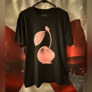 Persaya Black T-Shirt with Pink Graphic